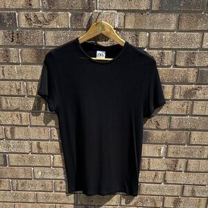 Zara knit black t-shirt